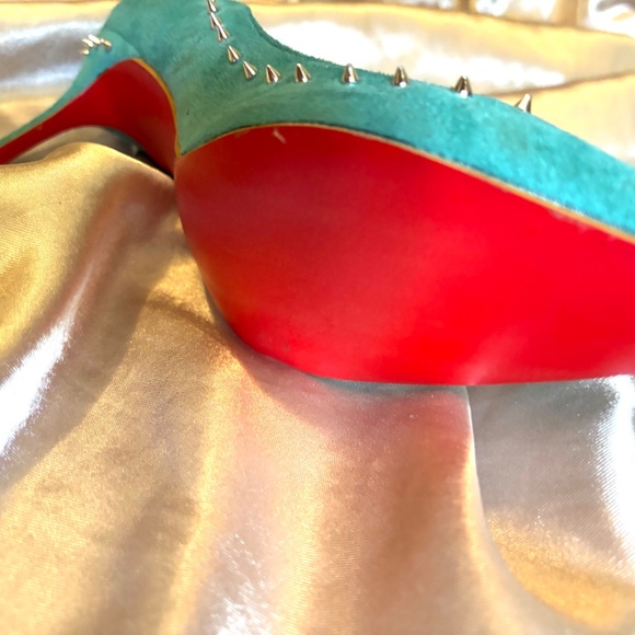 Red Bottom Suede Turquoise Spike Stilettos - Picture 11 of 15